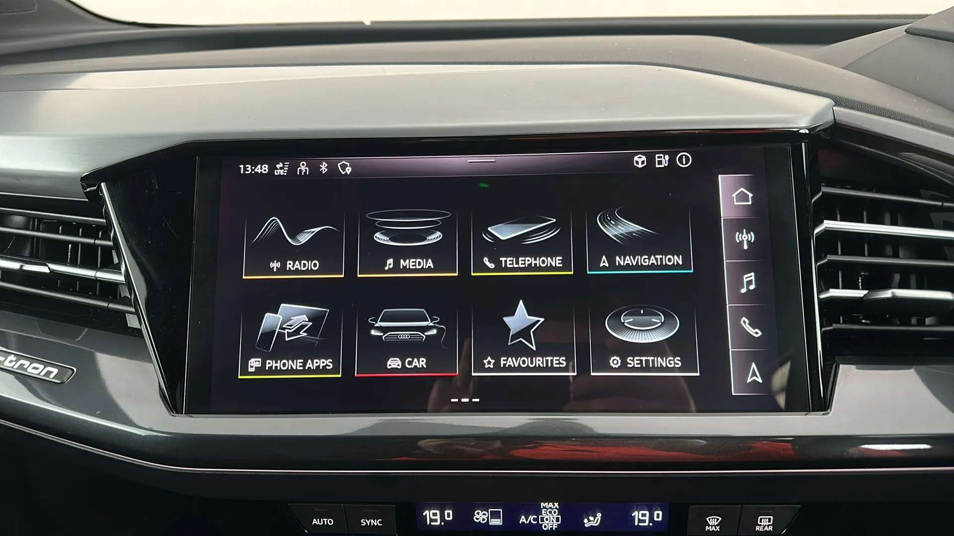 2023 AUDI Q4 2023 AUDI Q4