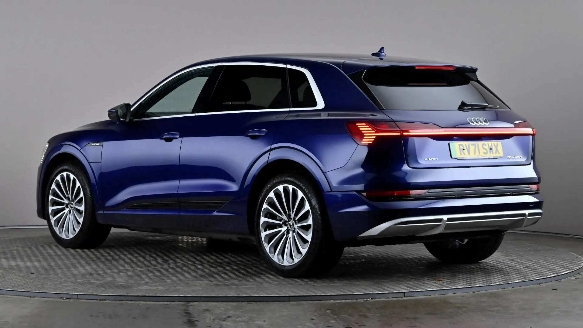 A 2021 AUDI E-TRON 230kW 50 Quattro 71kWh S Line Auto A 2021 AUDI E-TRON 230kW 50 Quattro 71kWh S Line Auto