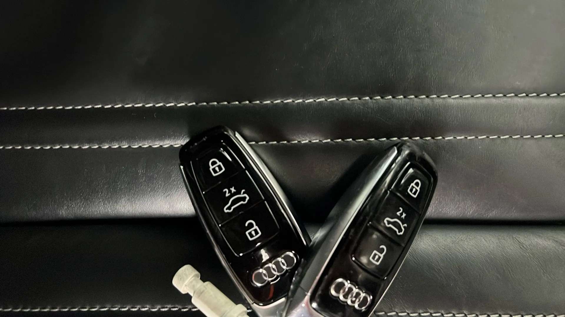 2021 AUDI E-TRON 2021 AUDI E-TRON