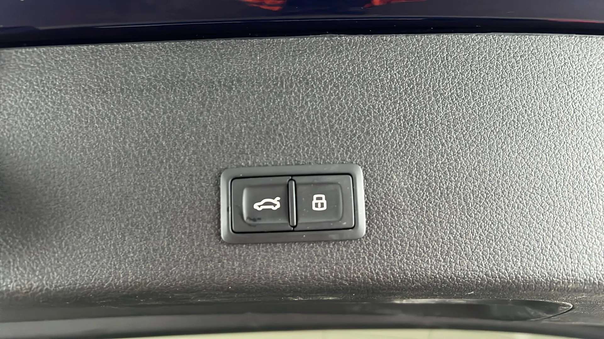 2021 AUDI E-TRON 2021 AUDI E-TRON