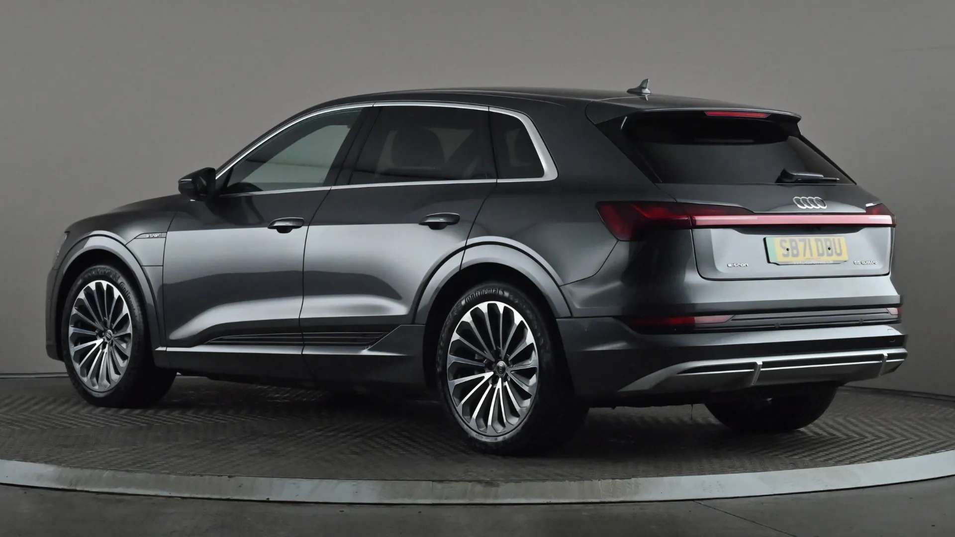 A 2022 AUDI E-TRON 300kW 55 Quattro 95kWh S Line Auto A 2022 AUDI E-TRON 300kW 55 Quattro 95kWh S Line Auto