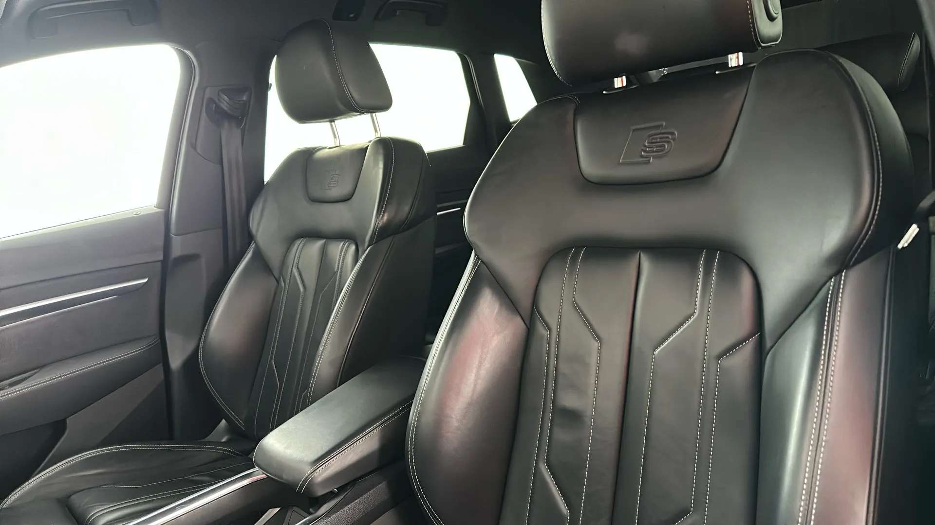 2022 AUDI E-TRON 2022 AUDI E-TRON