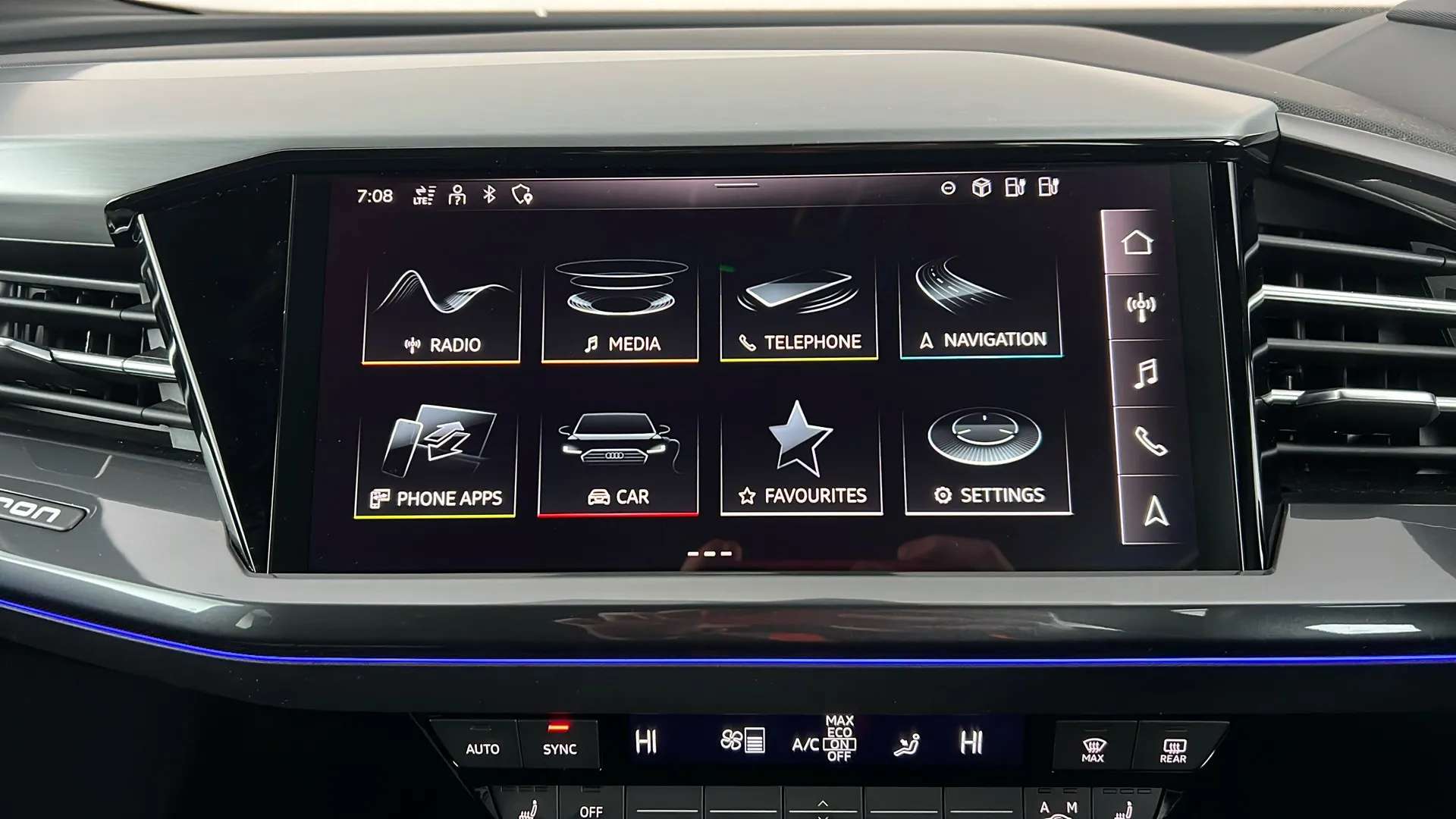 2023 AUDI Q4 2023 AUDI Q4