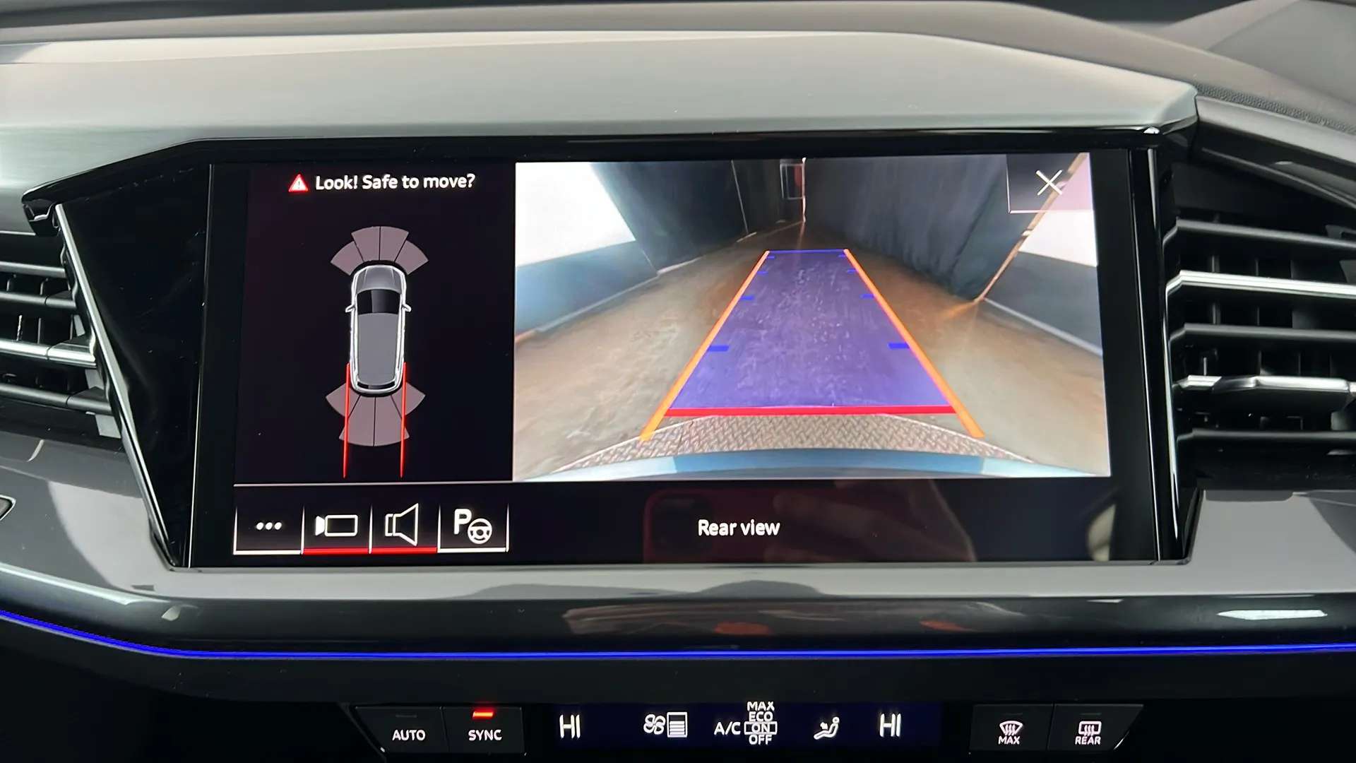 2023 AUDI Q4 2023 AUDI Q4