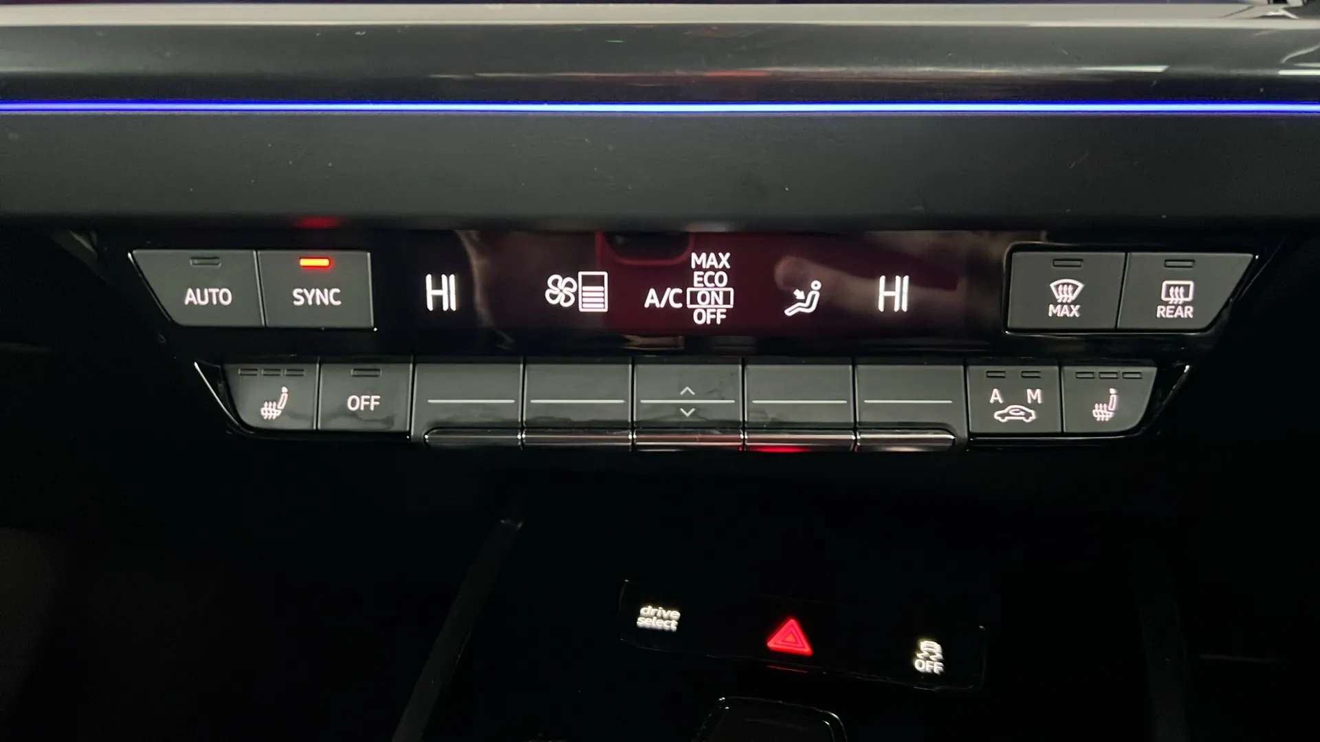 2023 AUDI Q4 2023 AUDI Q4