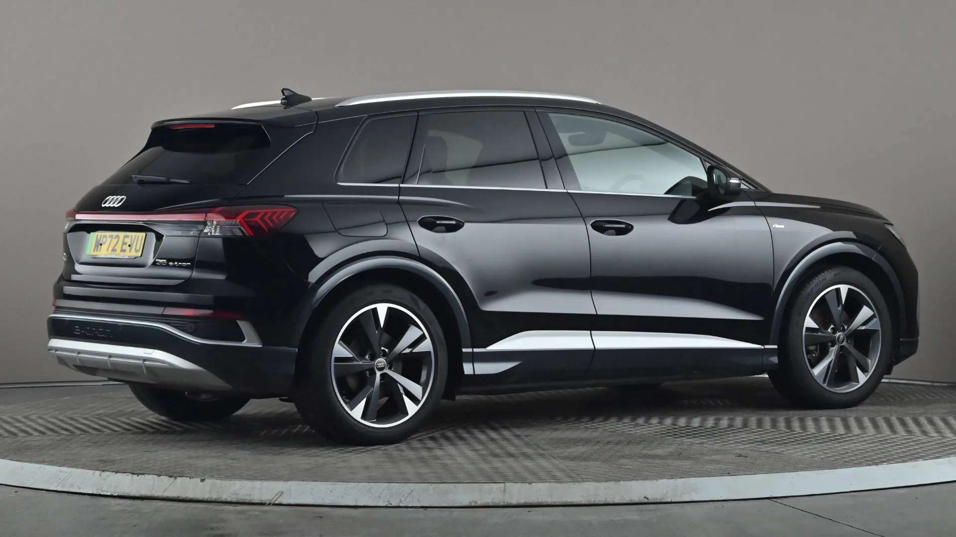 2022 AUDI Q4 2022 AUDI Q4