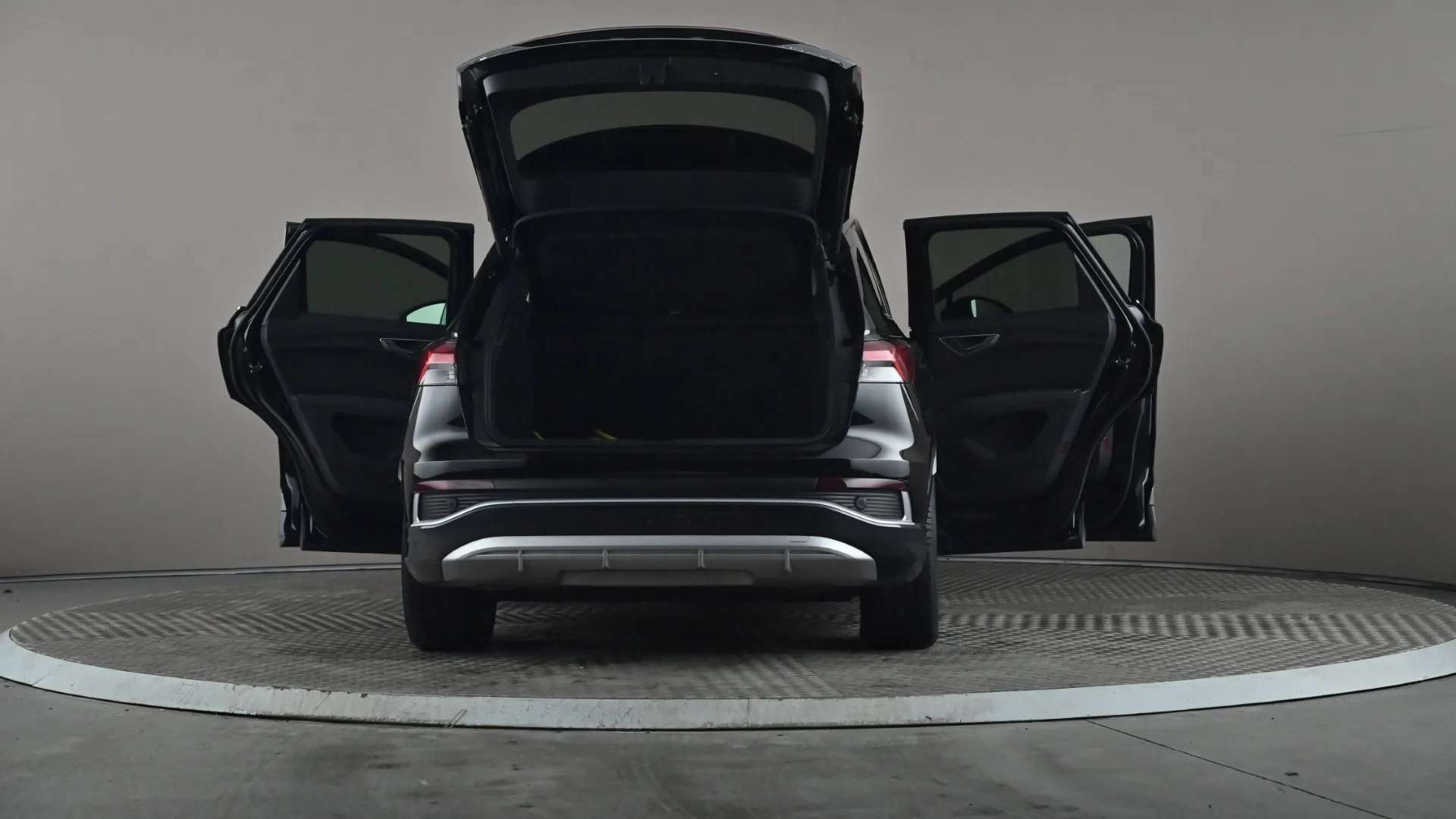 2022 AUDI Q4 2022 AUDI Q4