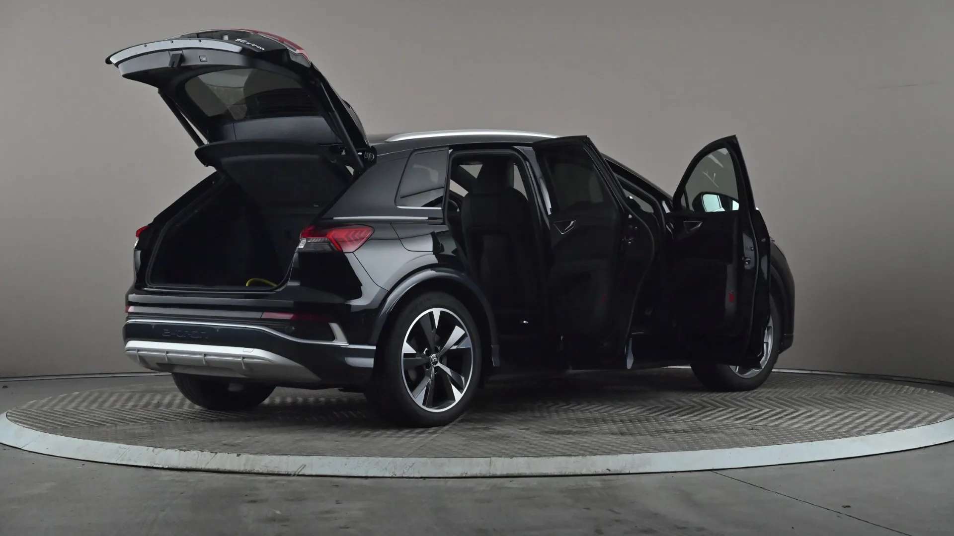 2022 AUDI Q4 2022 AUDI Q4