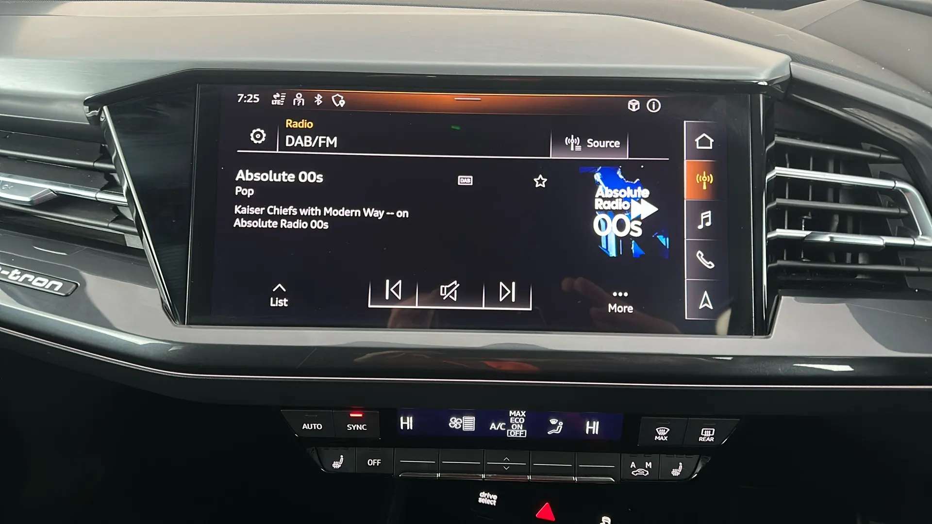 2022 AUDI Q4 2022 AUDI Q4