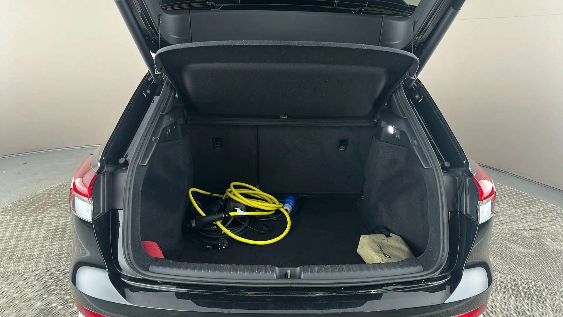 2022 AUDI Q4 2022 AUDI Q4