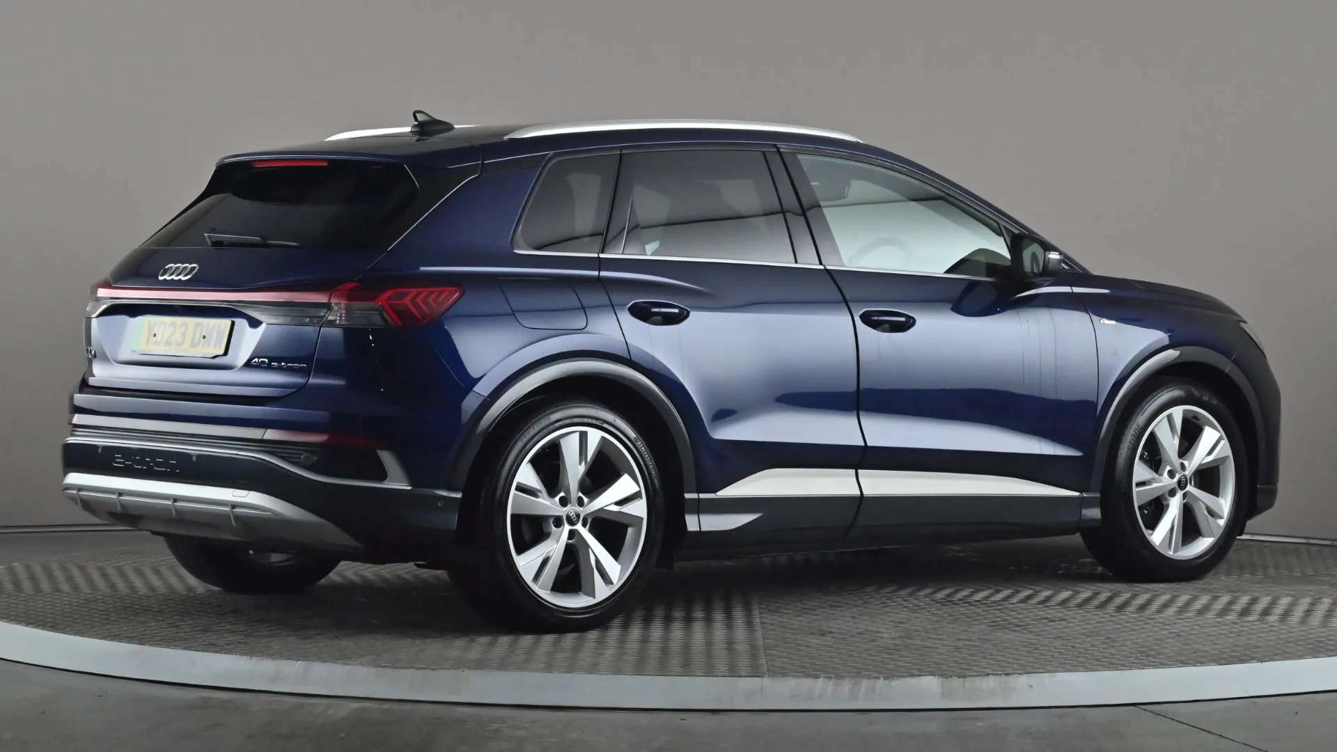 2023 AUDI Q4 2023 AUDI Q4