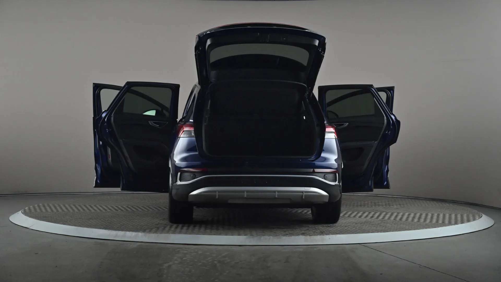 2023 AUDI Q4 2023 AUDI Q4