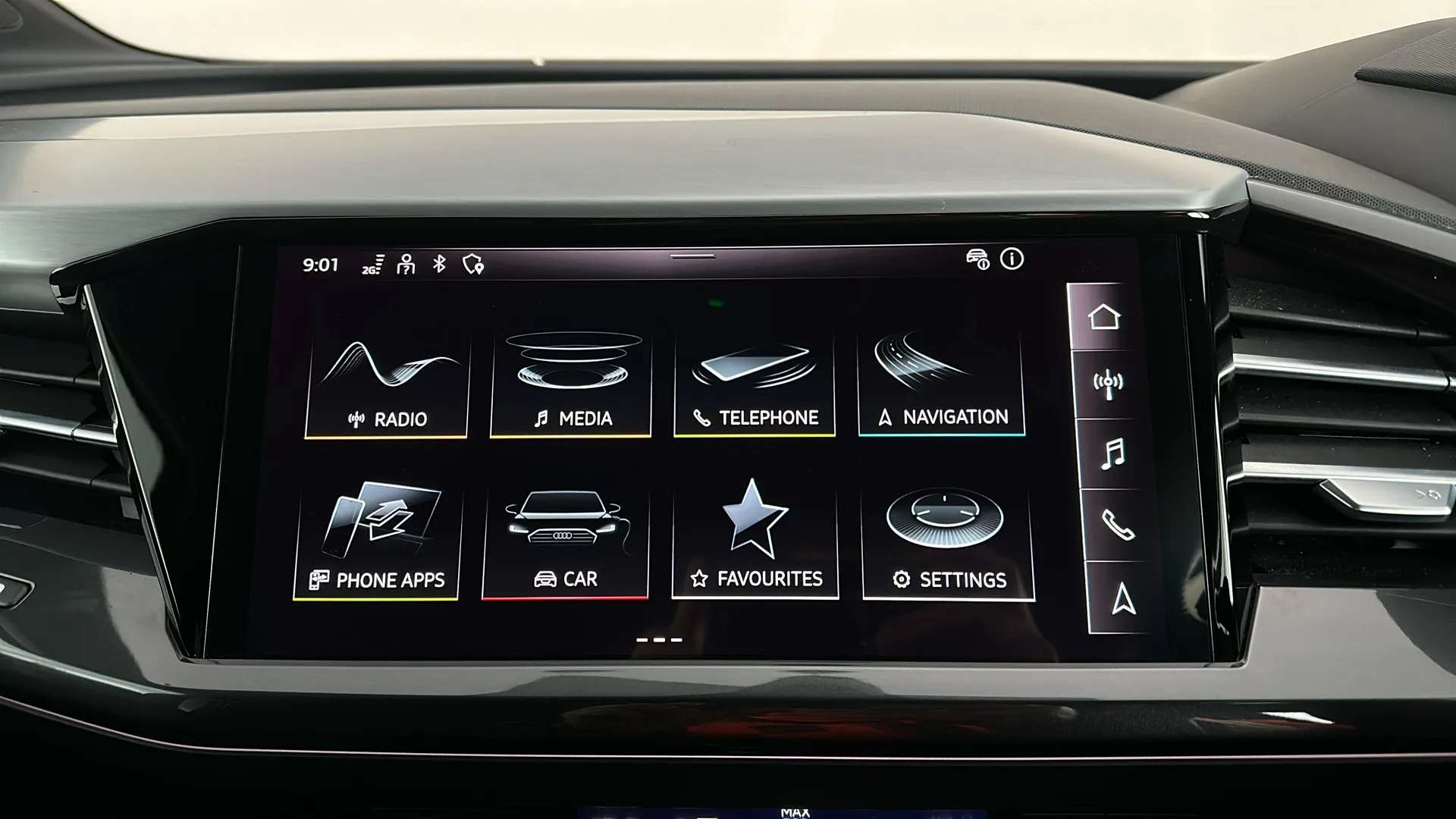 2023 AUDI Q4 2023 AUDI Q4