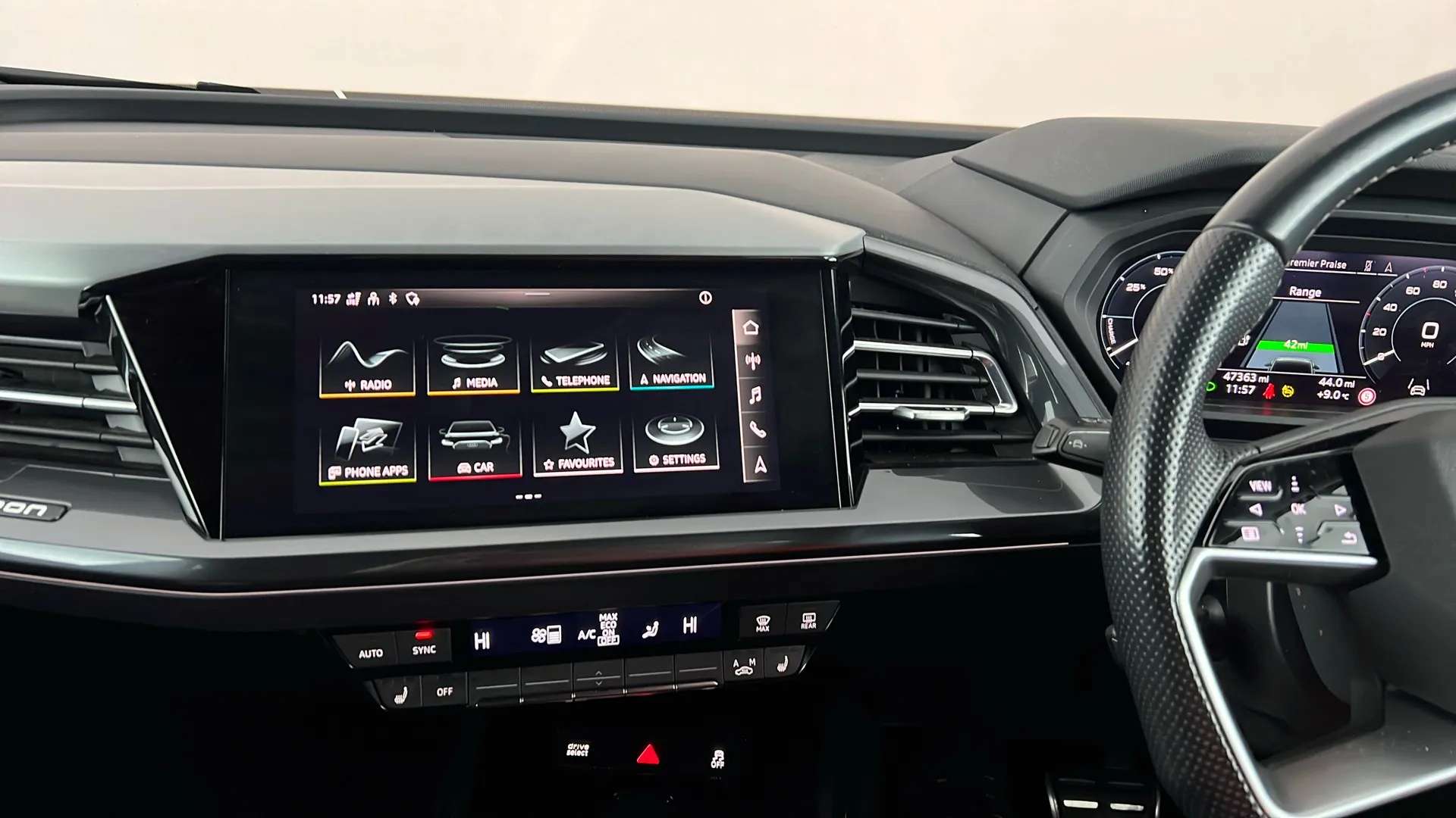 2021 AUDI Q4 2021 AUDI Q4