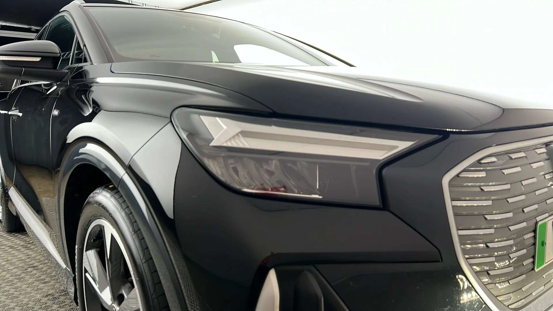 2021 AUDI Q4 2021 AUDI Q4