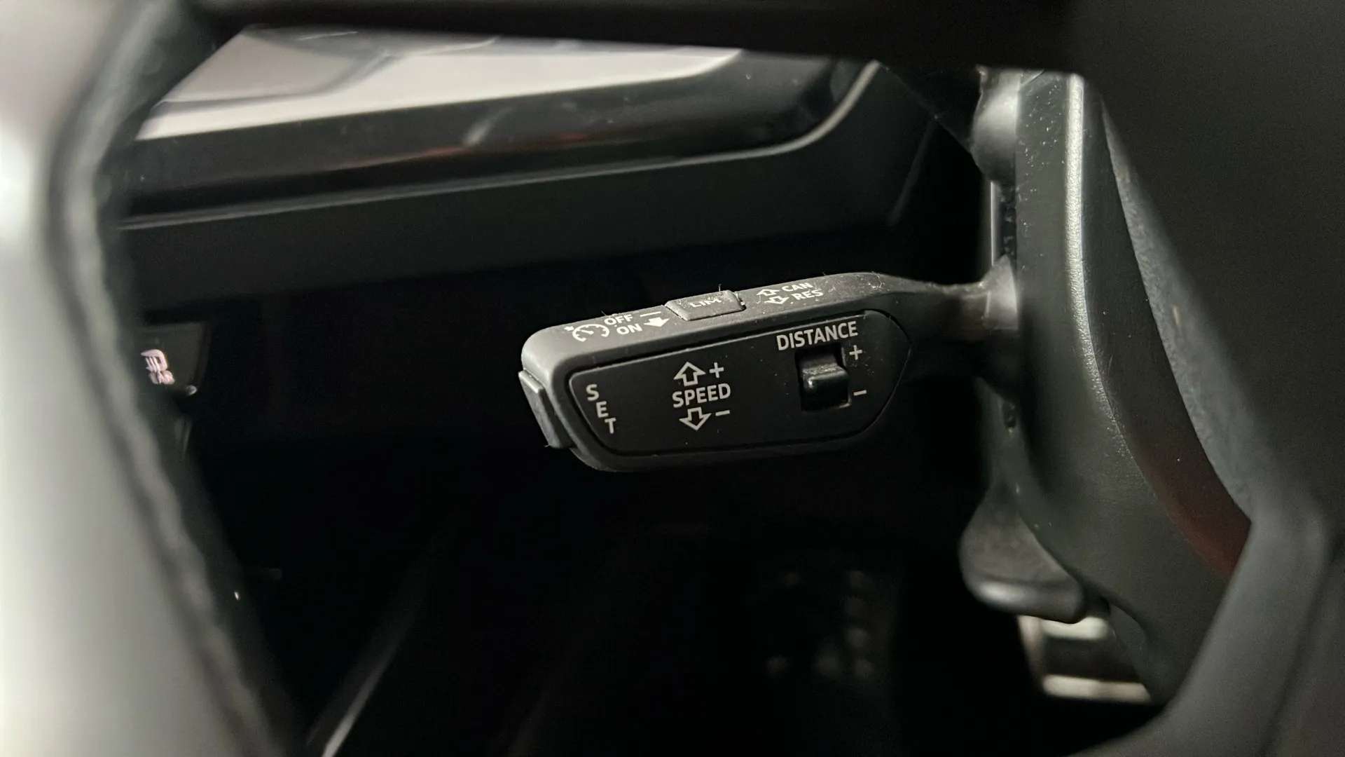 2021 AUDI Q4 2021 AUDI Q4