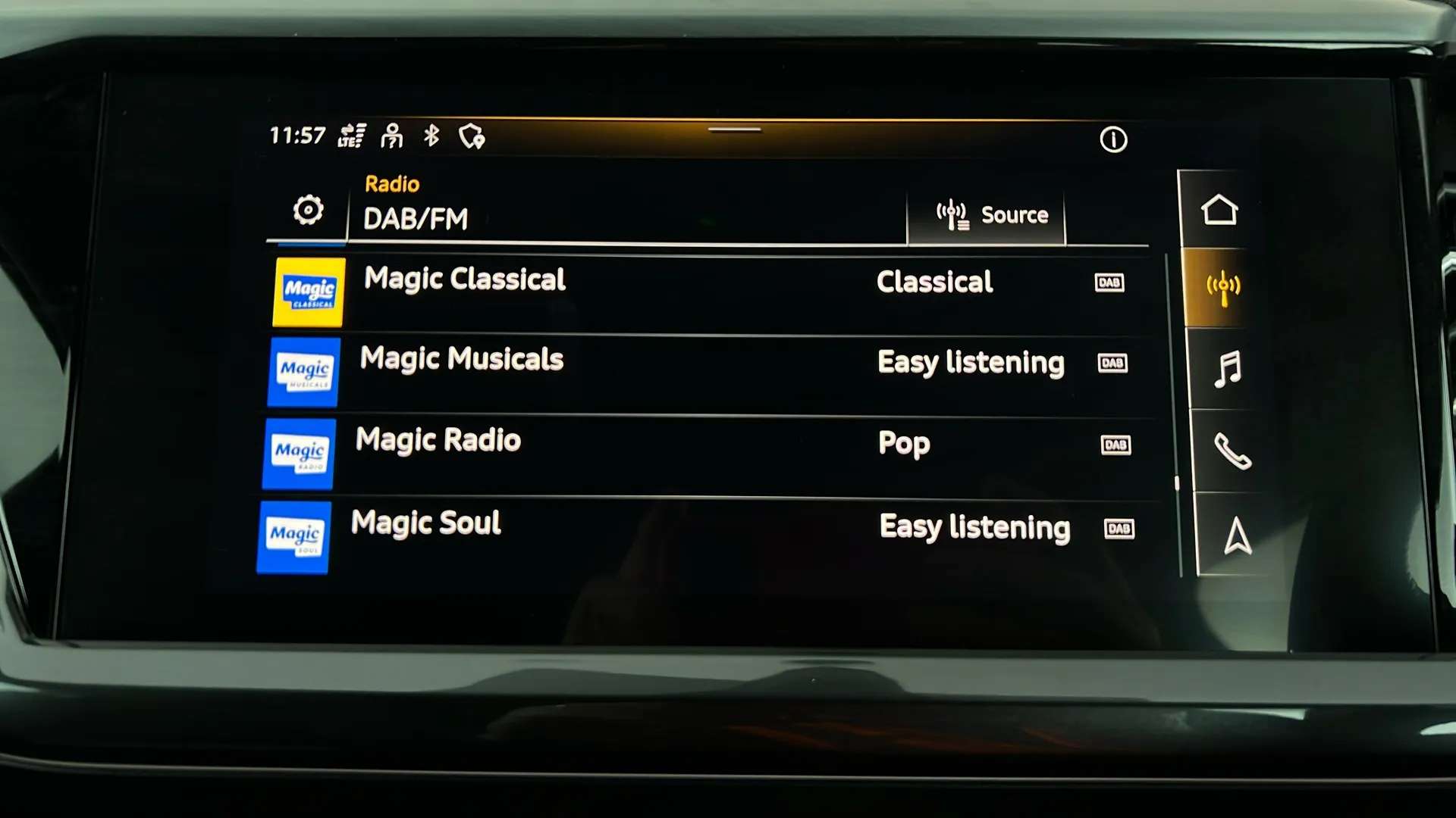 2021 AUDI Q4 2021 AUDI Q4