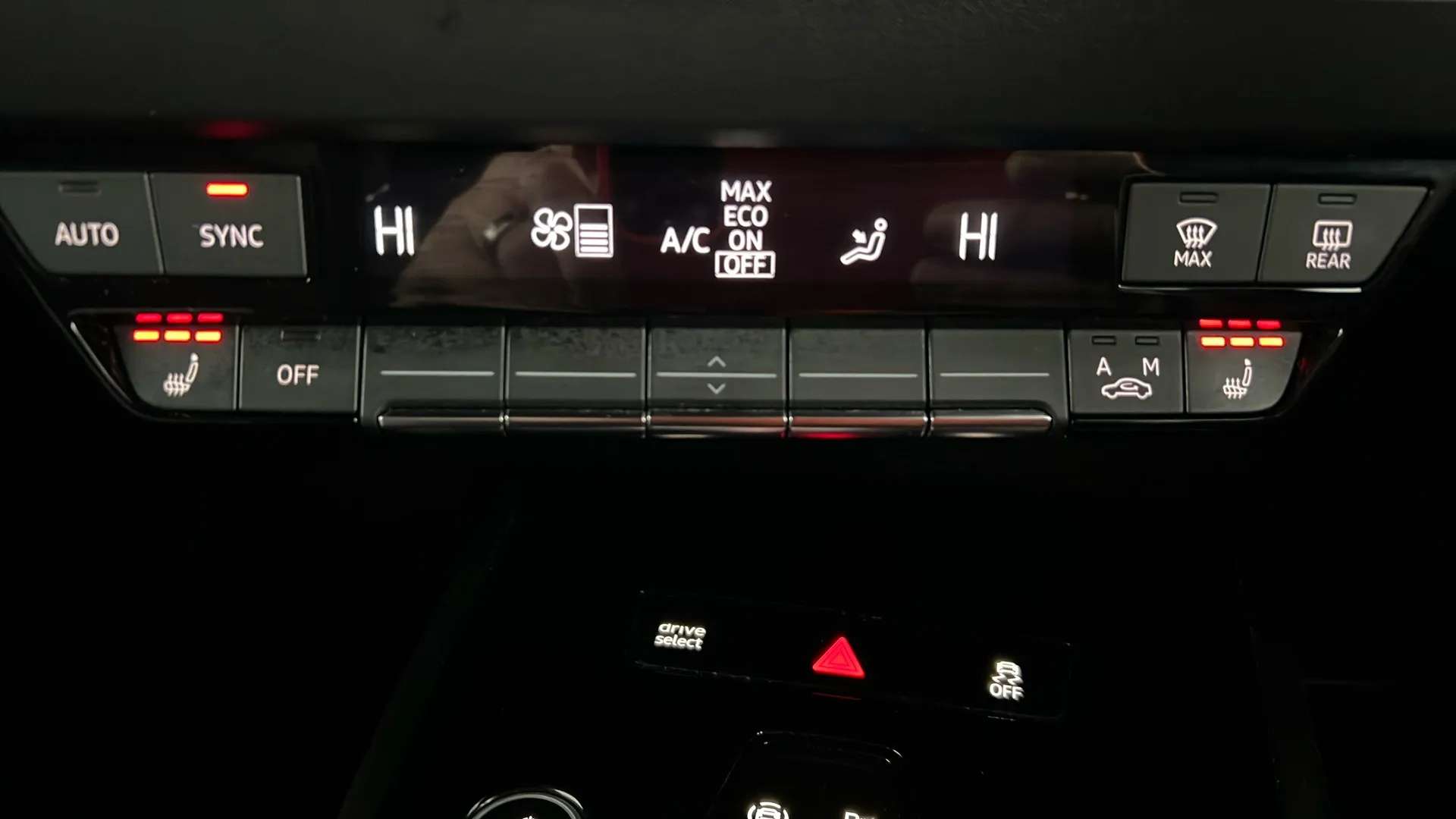 2021 AUDI Q4 2021 AUDI Q4