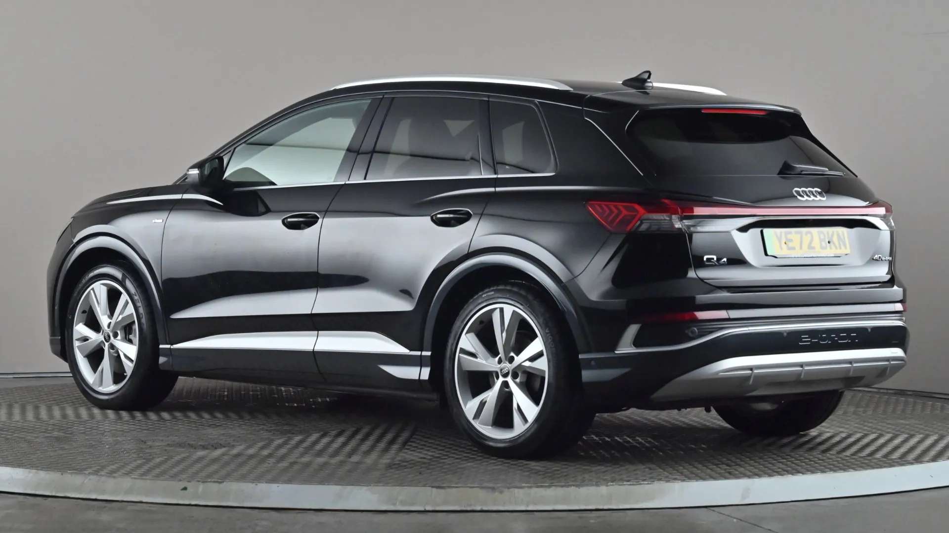 A 2022 AUDI Q4 150kW 40 82kWh S Line Auto A 2022 AUDI Q4 150kW 40 82kWh S Line Auto