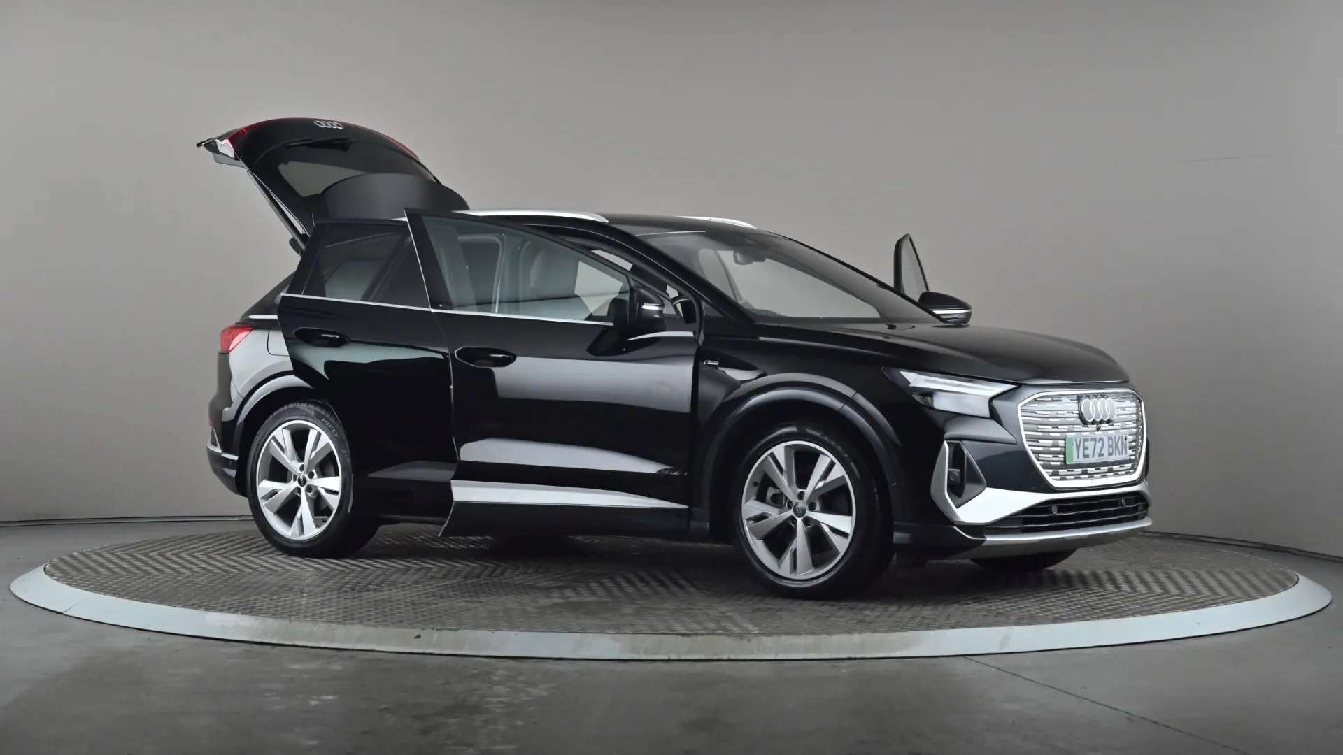2022 AUDI Q4 2022 AUDI Q4