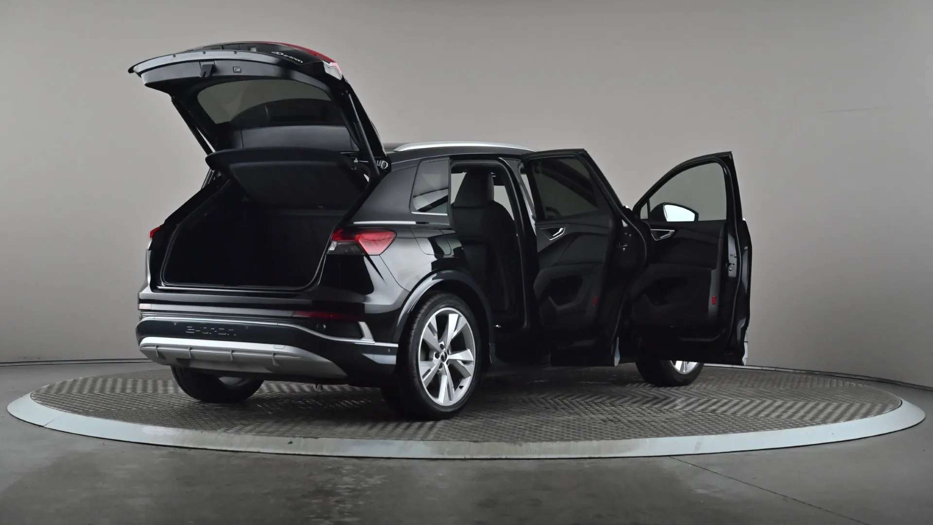 2022 AUDI Q4 2022 AUDI Q4