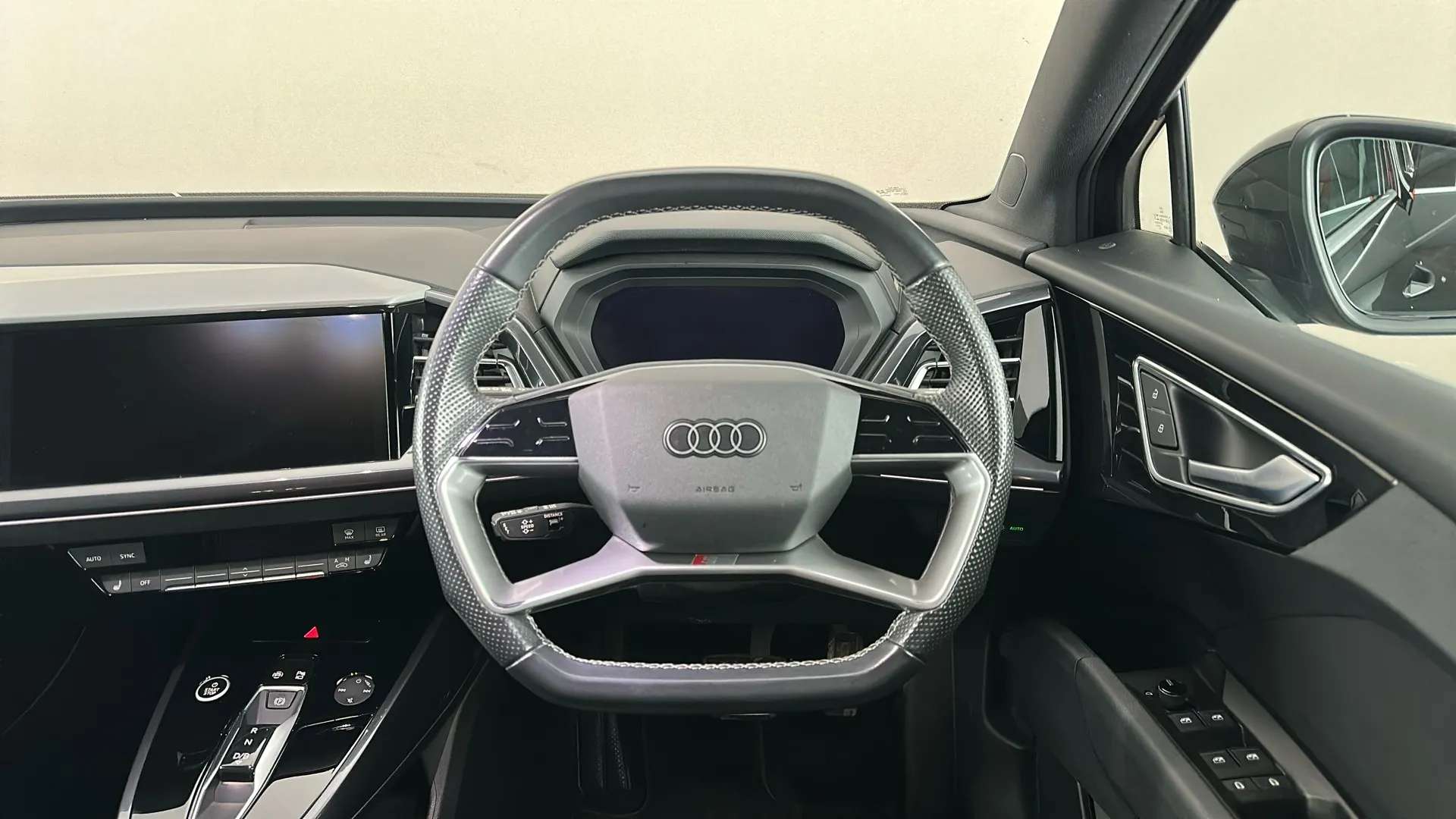 2022 AUDI Q4 2022 AUDI Q4