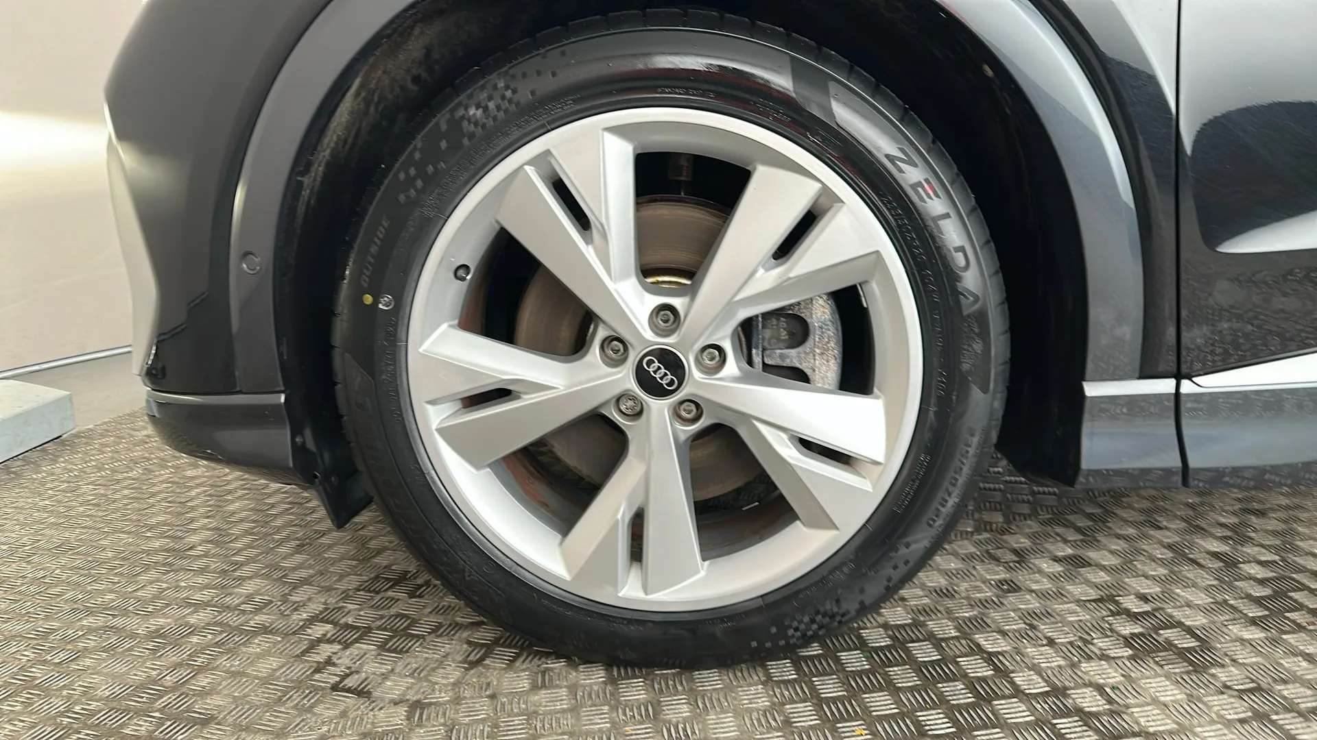 2022 AUDI Q4 2022 AUDI Q4