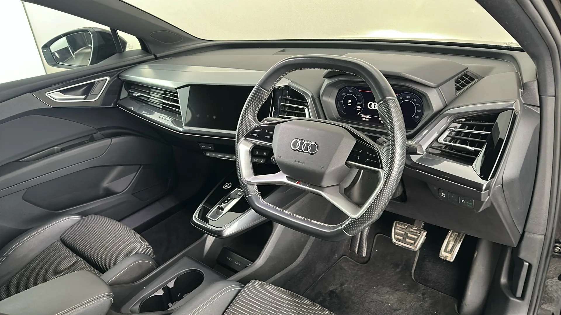 2022 AUDI Q4 2022 AUDI Q4