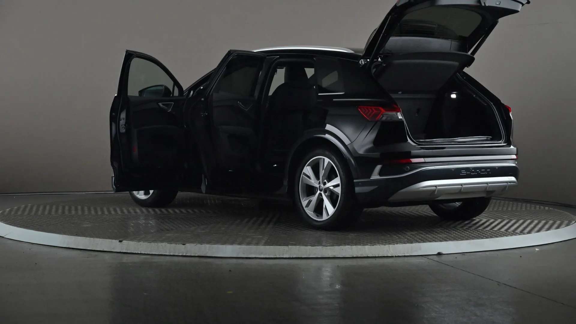 2022 AUDI Q4 2022 AUDI Q4