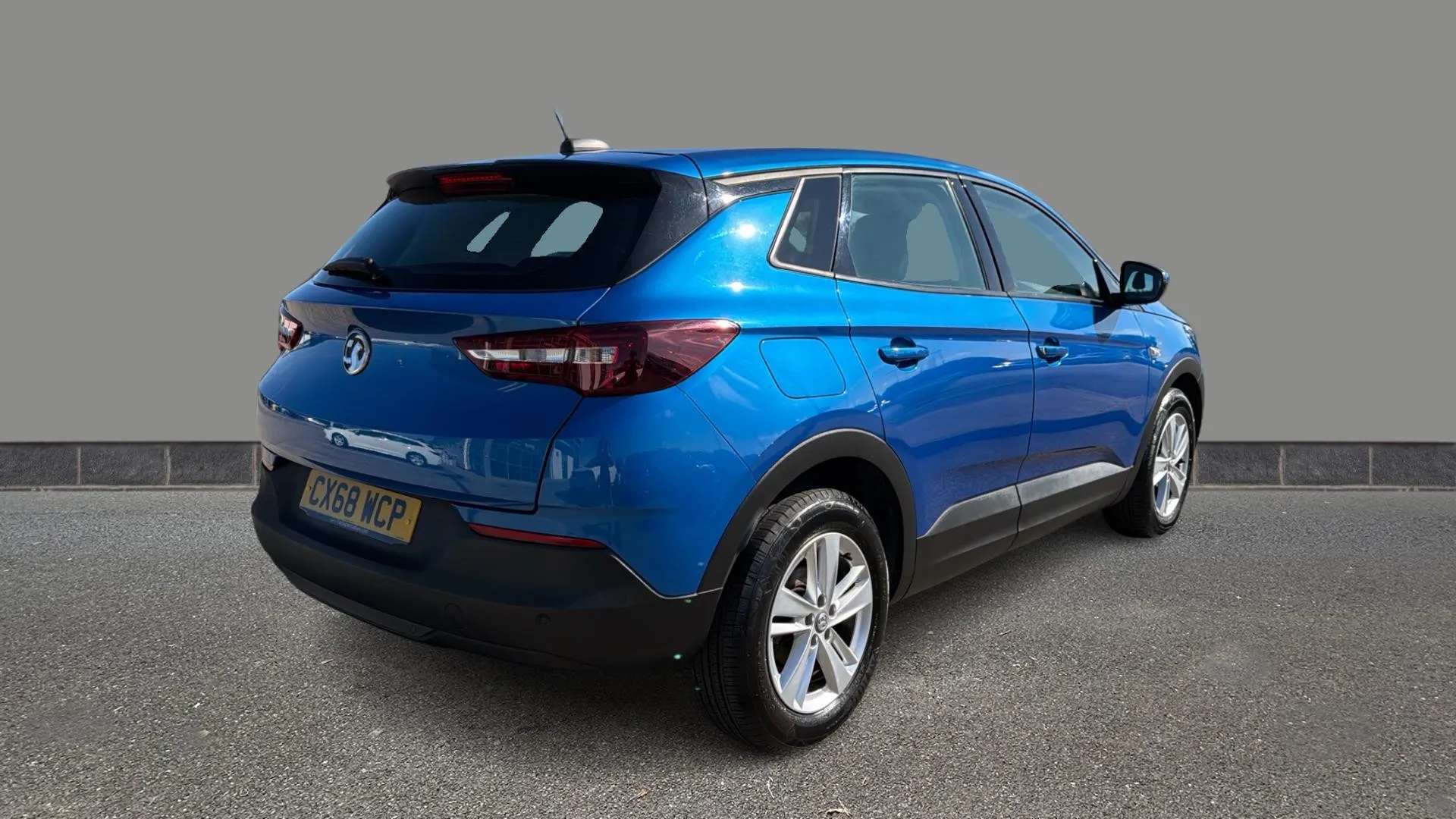 A 2018 VAUXHALL GRANDLAND X 1.2 Turbo SE A 2018 VAUXHALL GRANDLAND X 1.2 Turbo SE