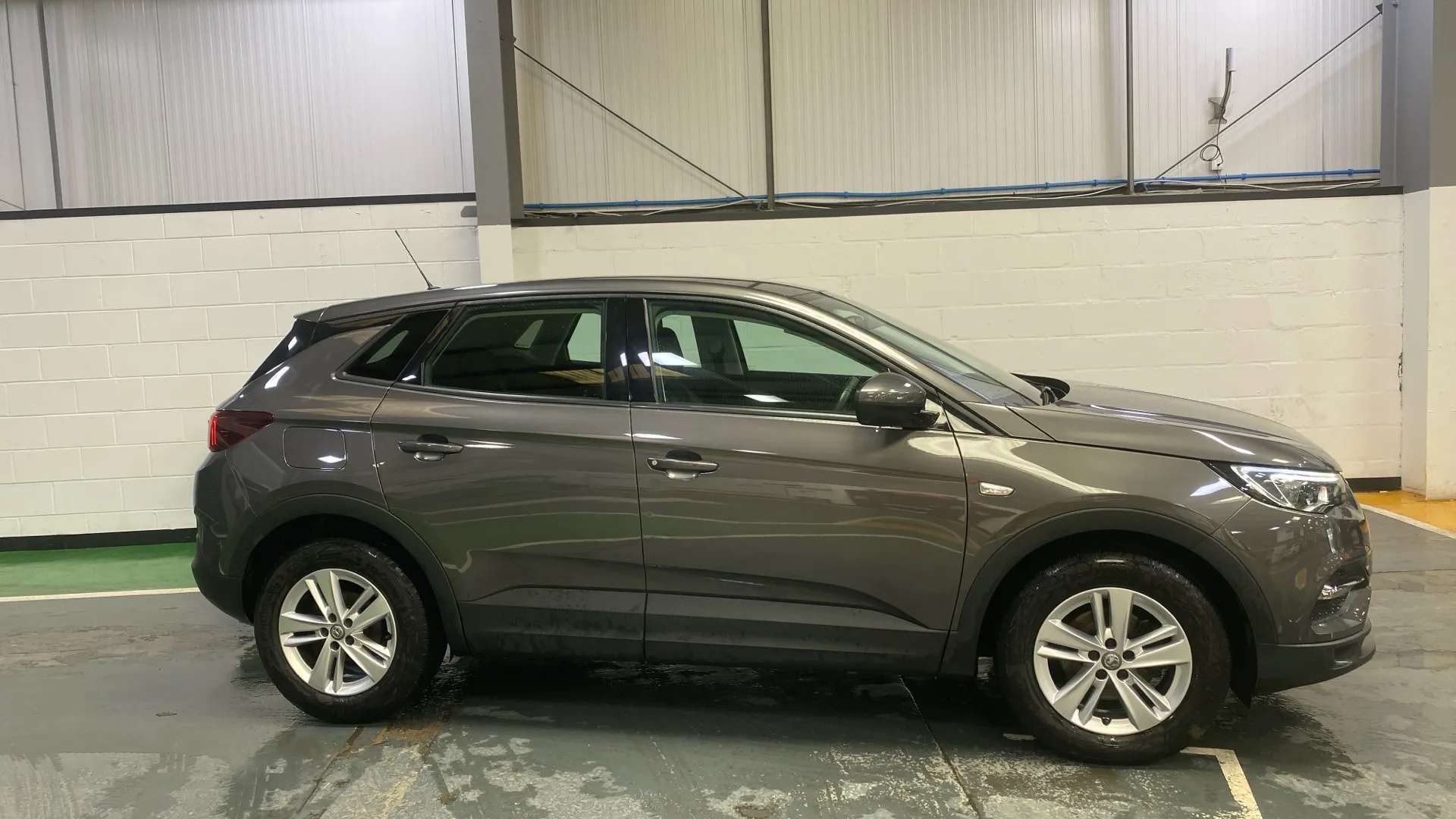 A 2020 VAUXHALL GRANDLAND X 1.2 Turbo SE A 2020 VAUXHALL GRANDLAND X 1.2 Turbo SE