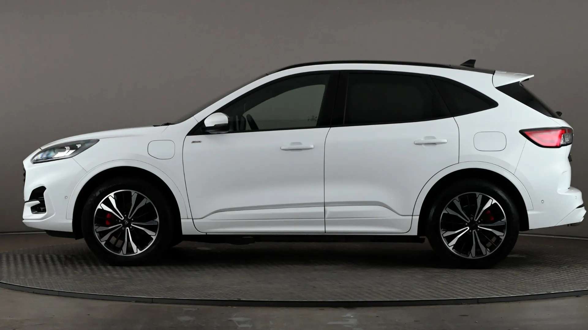 A 2022 FORD KUGA 2.5 PHEV ST-Line X Edition CVT A 2022 FORD KUGA 2.5 PHEV ST-Line X Edition CVT