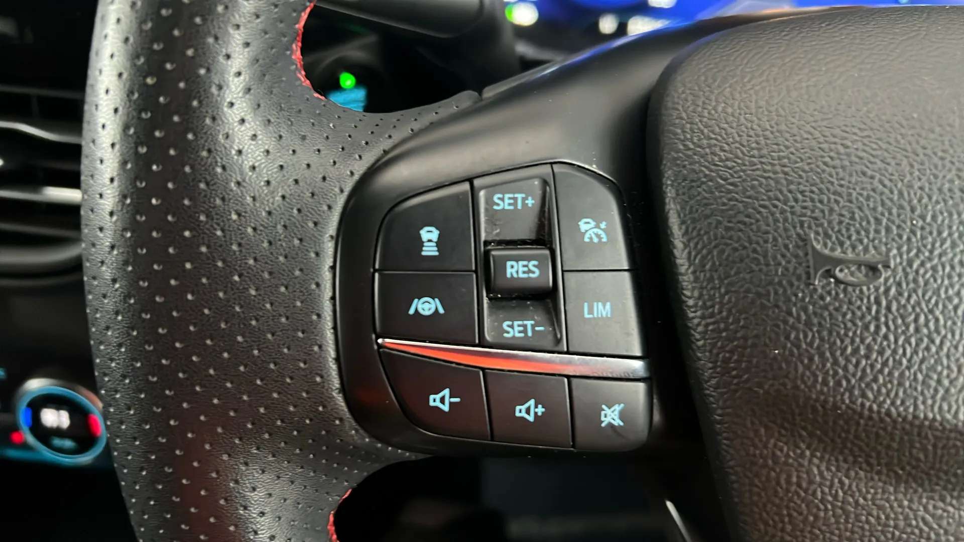 2022 FORD KUGA 2022 FORD KUGA