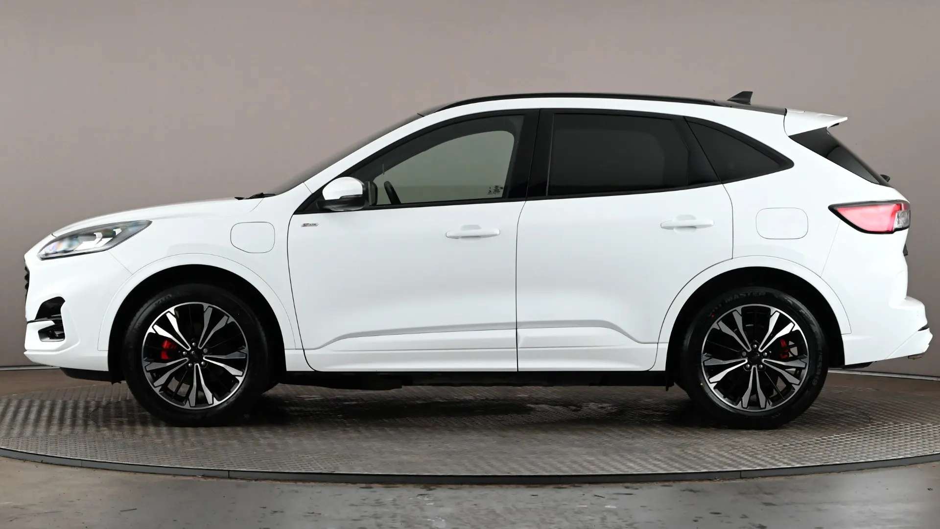 A 2023 FORD KUGA 2.5 PHEV ST-Line X Edition CVT A 2023 FORD KUGA 2.5 PHEV ST-Line X Edition CVT