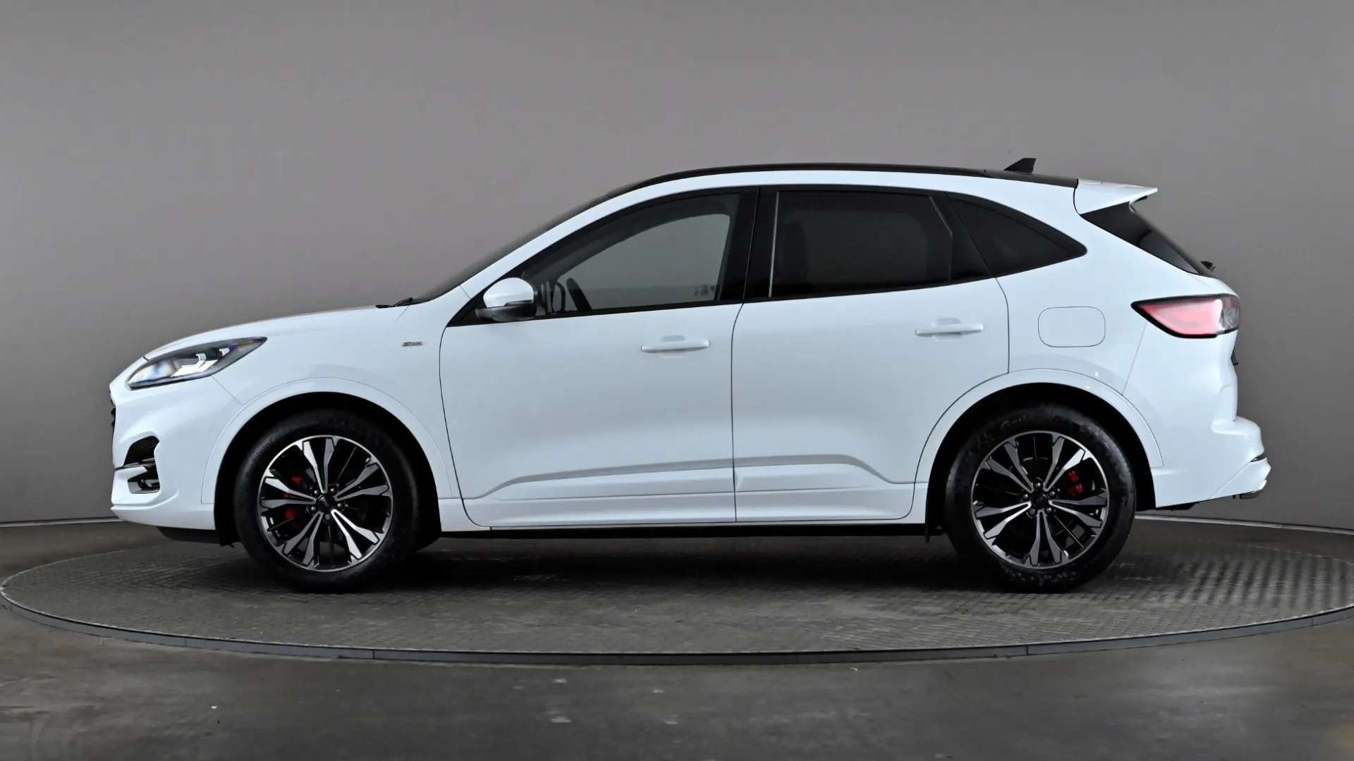 A 2022 FORD KUGA 2.5 FHEV ST-Line X Edition CVT A 2022 FORD KUGA 2.5 FHEV ST-Line X Edition CVT