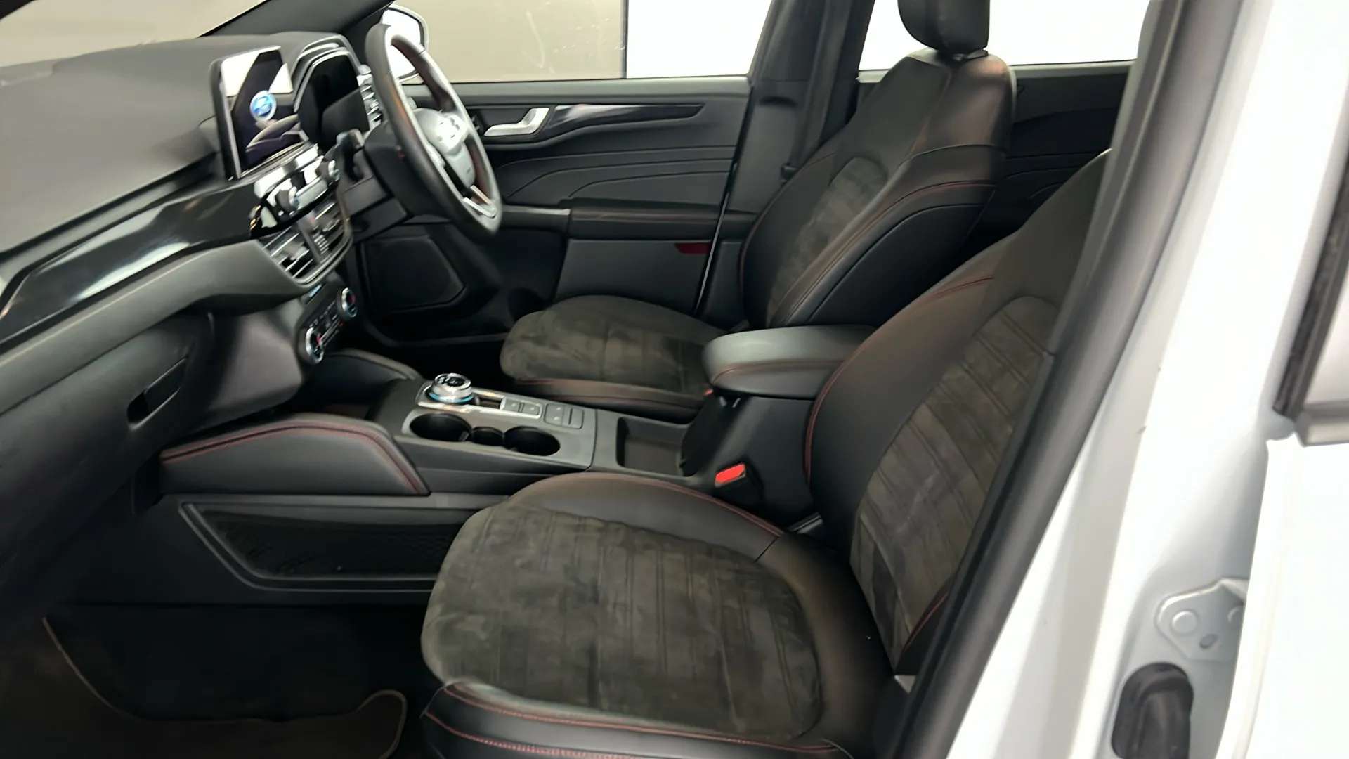 2022 FORD KUGA 2022 FORD KUGA