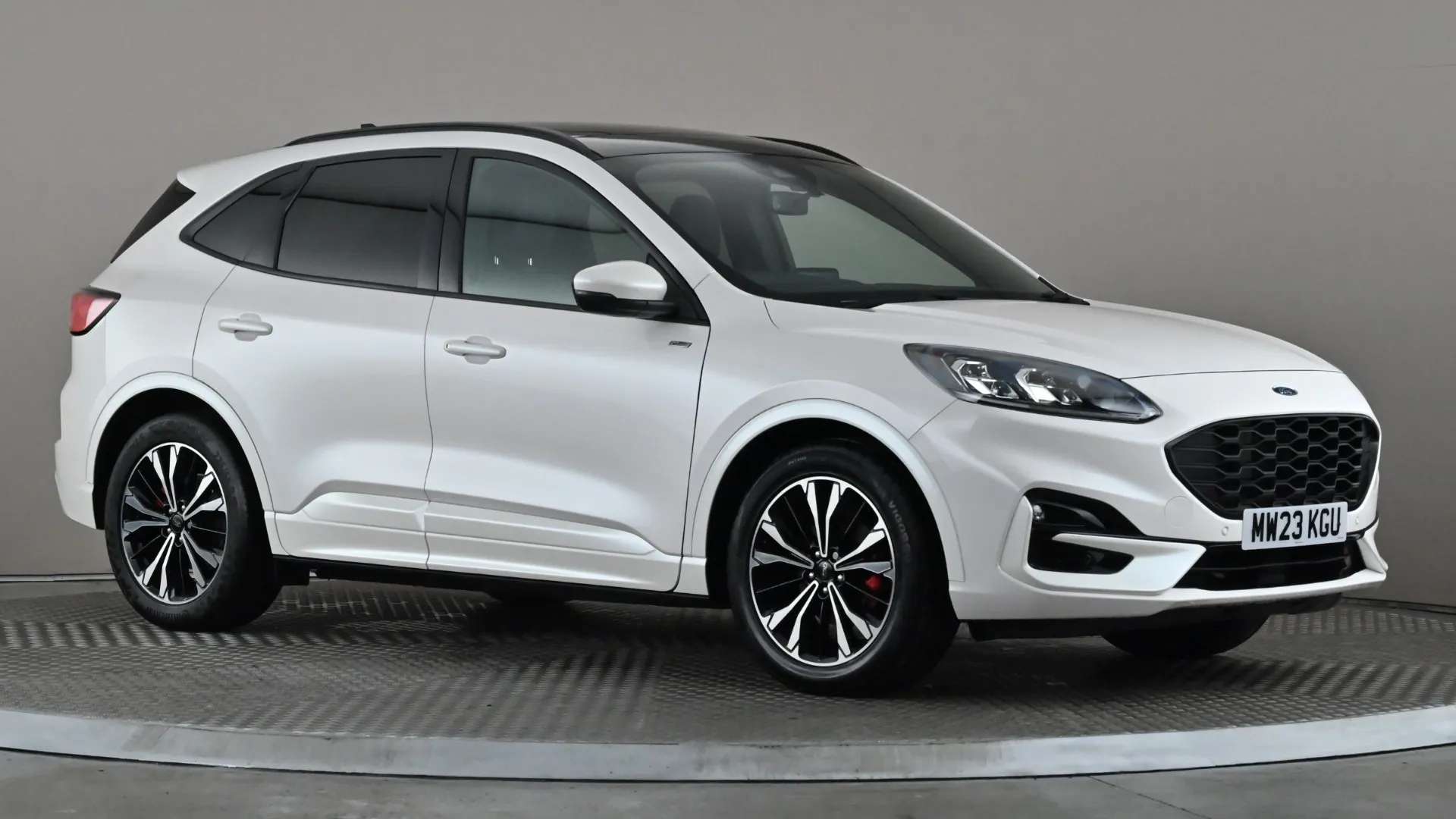 A 2023 FORD KUGA 2.5 FHEV ST-Line X Edition CVT A 2023 FORD KUGA 2.5 FHEV ST-Line X Edition CVT