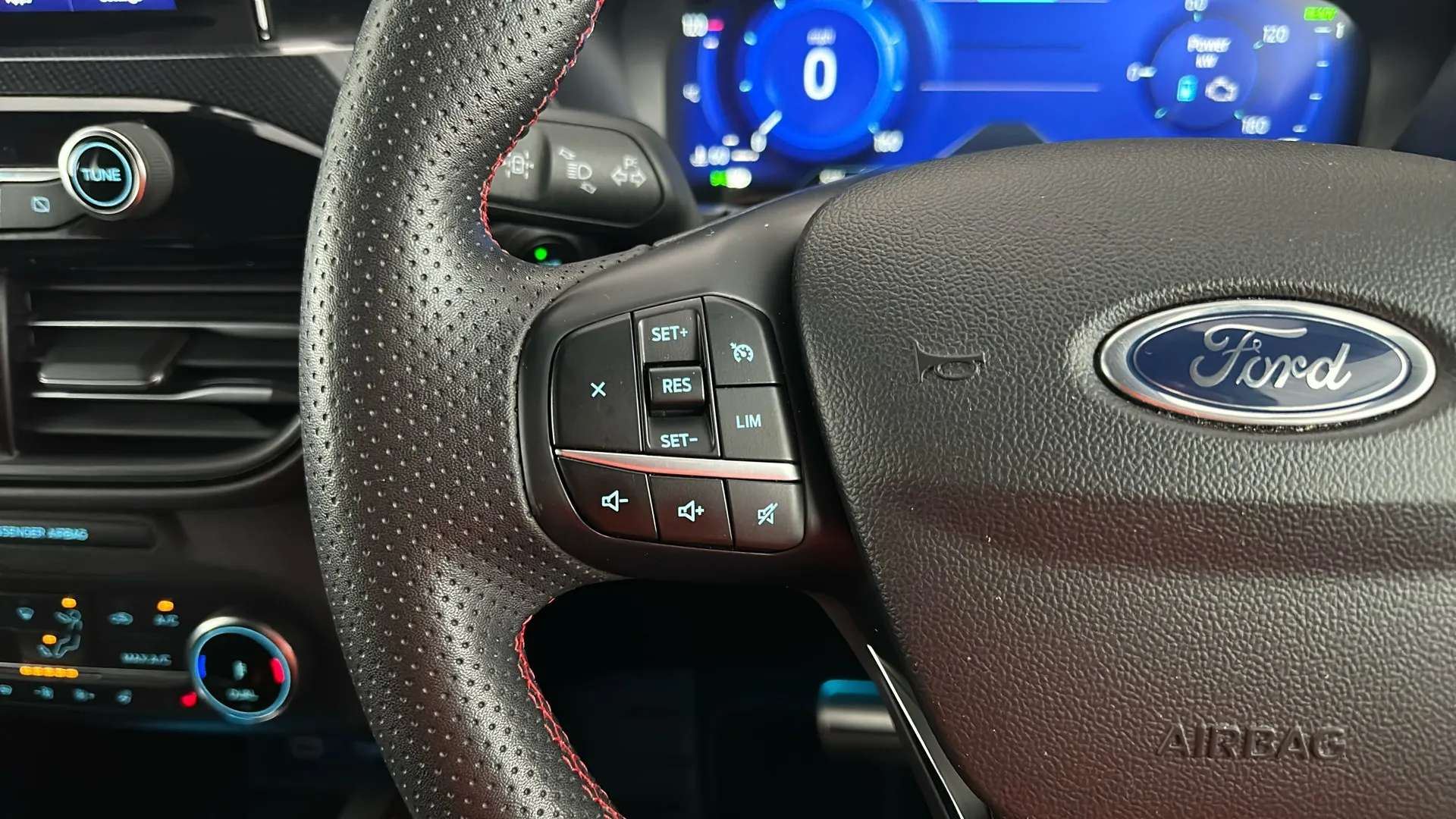 2023 FORD KUGA 2023 FORD KUGA