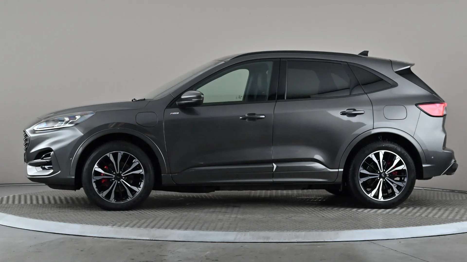 A 2024 FORD KUGA 2.5 PHEV ST-Line X Edition CVT A 2024 FORD KUGA 2.5 PHEV ST-Line X Edition CVT