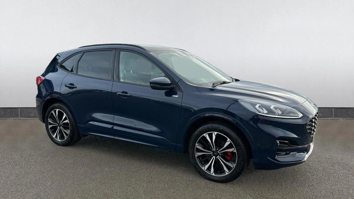 Check out this Ford Kuga 2022 Hybrid Electric Automatic