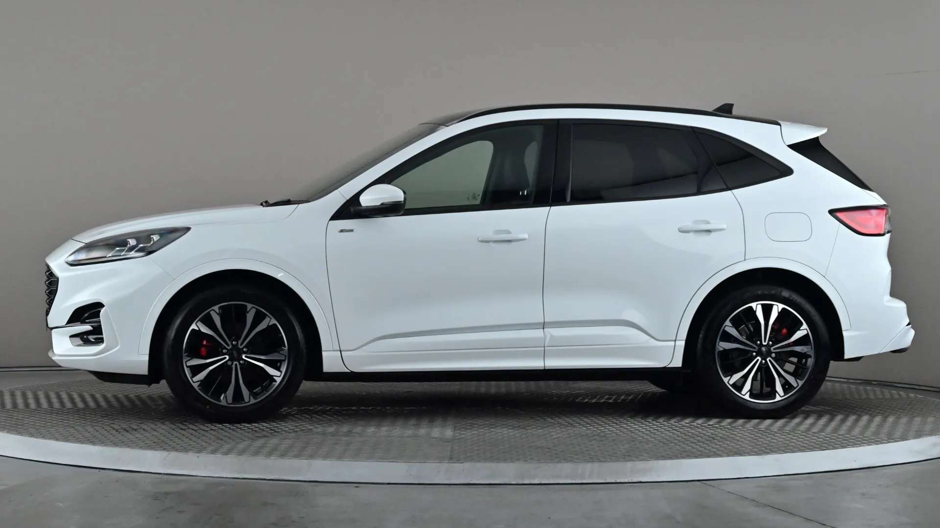 A 2023 FORD KUGA 2.5 FHEV ST-Line X Edition CVT A 2023 FORD KUGA 2.5 FHEV ST-Line X Edition CVT