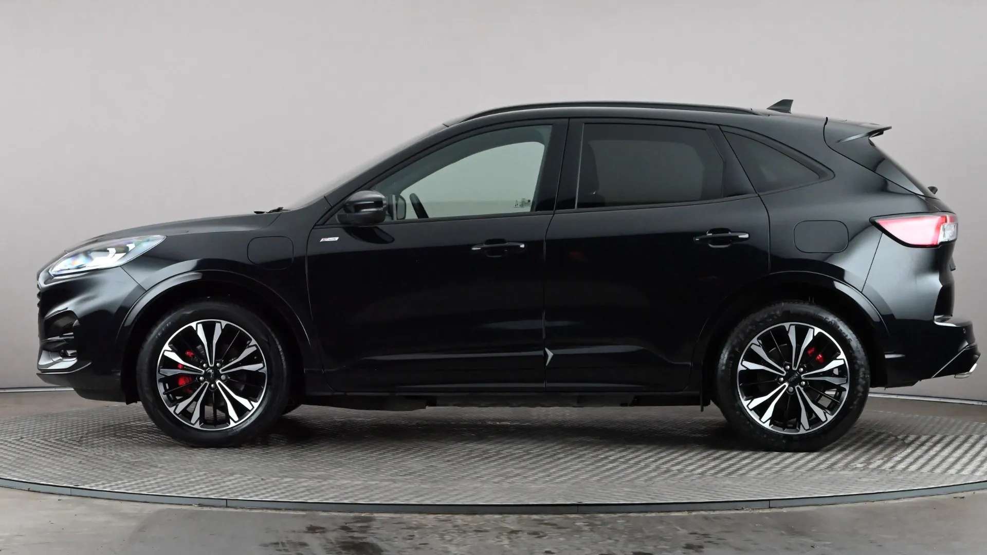 A 2024 FORD KUGA 2.5 PHEV ST-Line X Edition CVT A 2024 FORD KUGA 2.5 PHEV ST-Line X Edition CVT