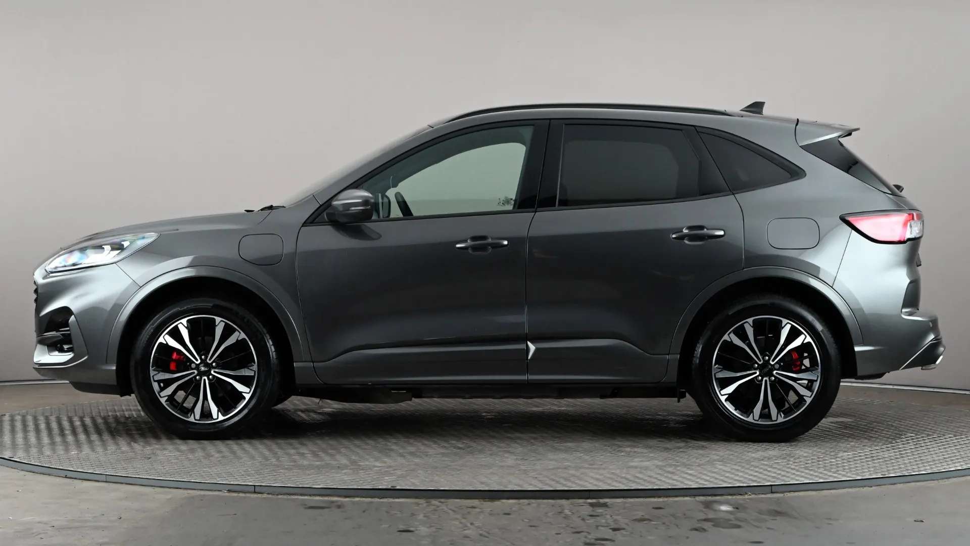 A 2024 FORD KUGA 2.5 PHEV ST-Line X Edition CVT A 2024 FORD KUGA 2.5 PHEV ST-Line X Edition CVT
