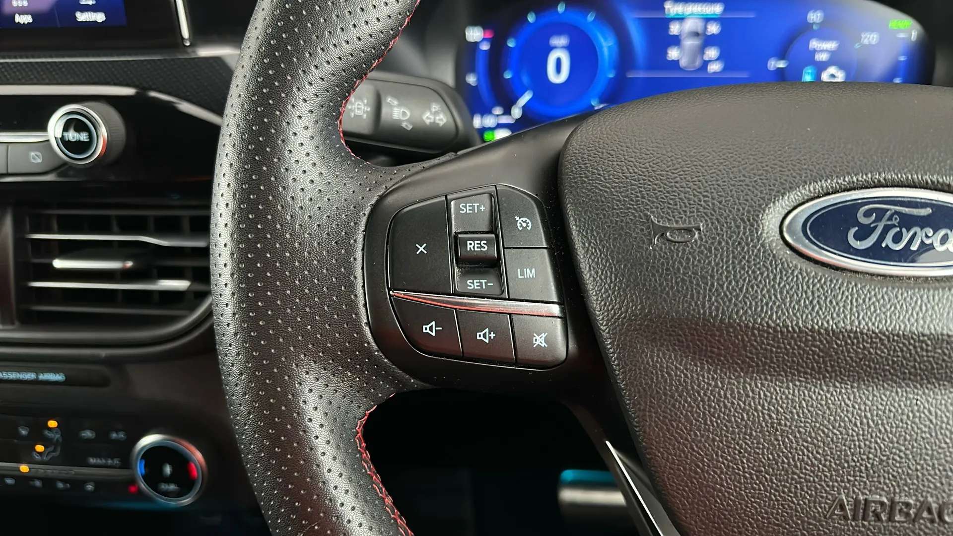 2024 FORD KUGA 2024 FORD KUGA