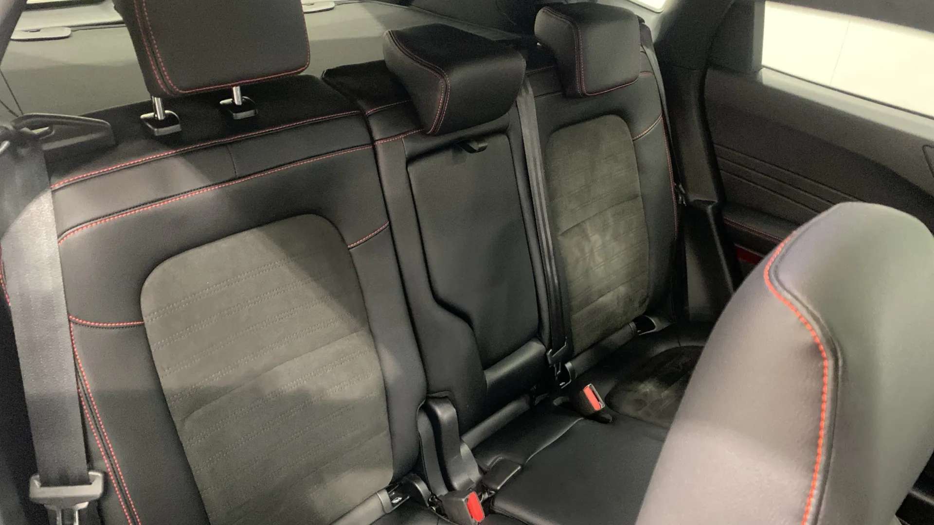 A 2023 FORD KUGA 2.5 FHEV ST-Line X Edition CVT A 2023 FORD KUGA 2.5 FHEV ST-Line X Edition CVT