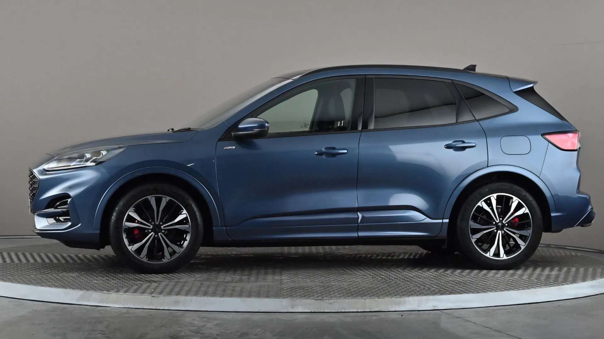 A 2023 FORD KUGA 2.5 FHEV ST-Line X Edition CVT A 2023 FORD KUGA 2.5 FHEV ST-Line X Edition CVT