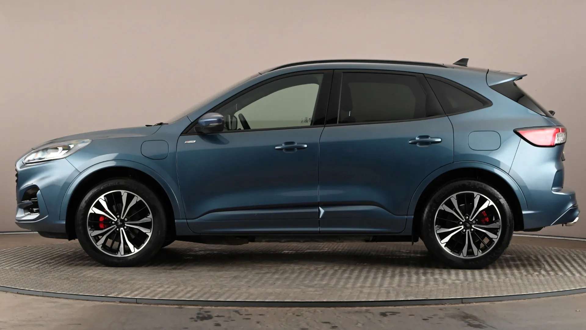 A 2023 FORD KUGA 2.5 PHEV ST-Line X Edition CVT A 2023 FORD KUGA 2.5 PHEV ST-Line X Edition CVT