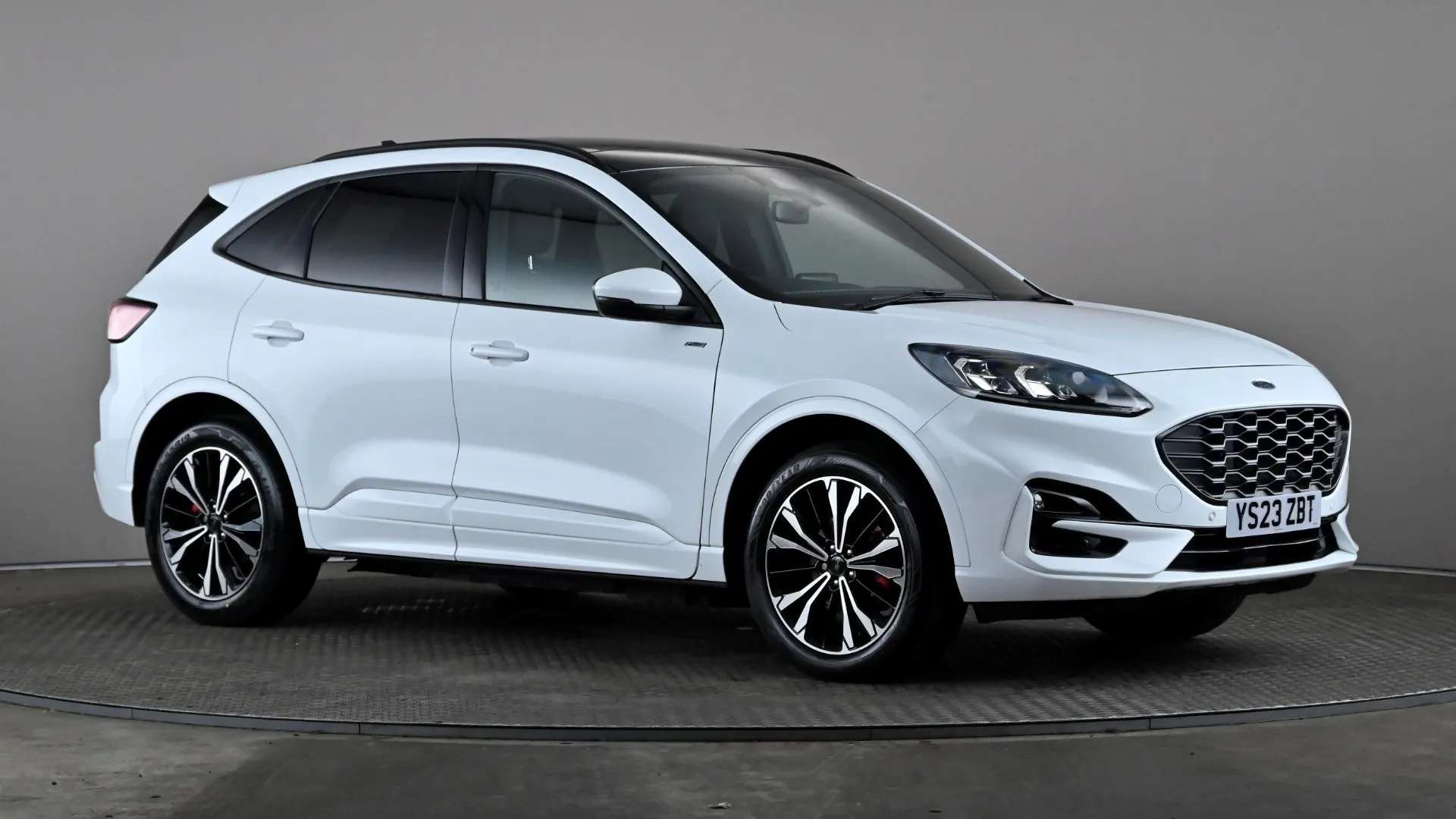 A 2023 FORD KUGA 2.5 PHEV ST-Line X Edition CVT A 2023 FORD KUGA 2.5 PHEV ST-Line X Edition CVT