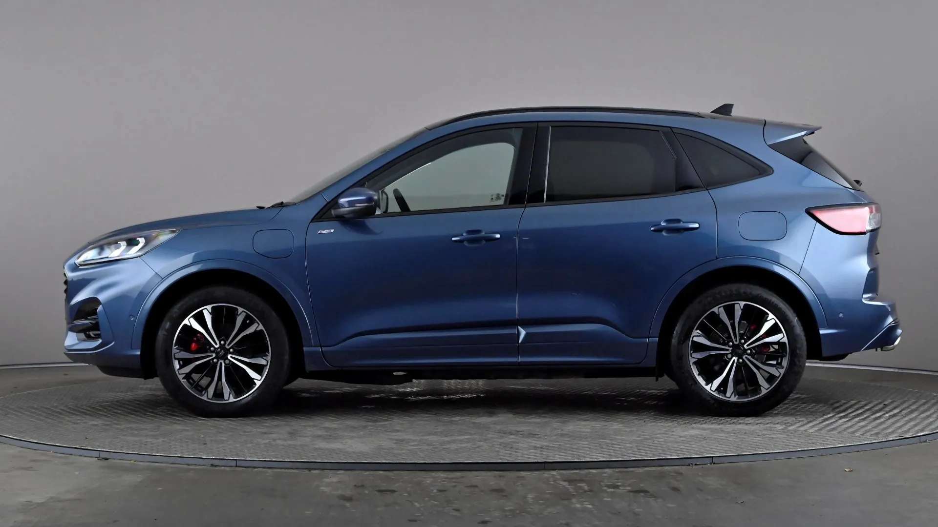 A 2022 FORD KUGA 2.5 PHEV ST-Line X Edition CVT A 2022 FORD KUGA 2.5 PHEV ST-Line X Edition CVT