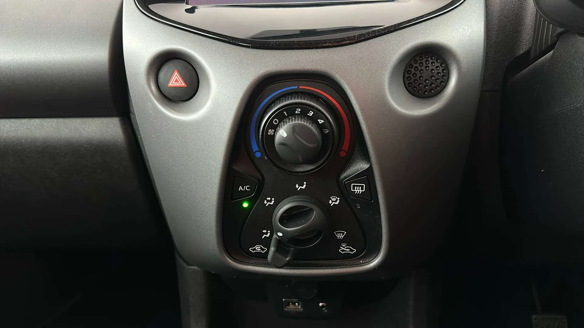 2020 TOYOTA AYGO 2020 TOYOTA AYGO
